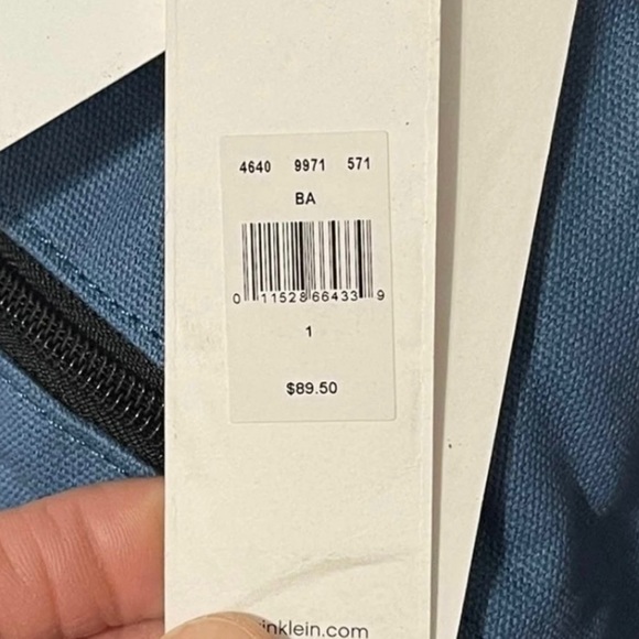 Brand New Unisex Calvin Klein Large Canvas Backpack With Exterior Leather Patch - Picture 4 of 8